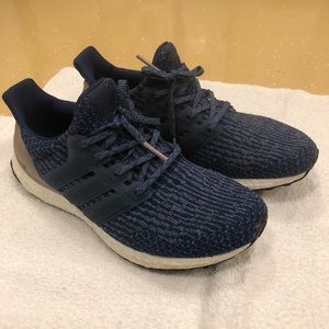 Women’s Ultraboost 9.5 blue